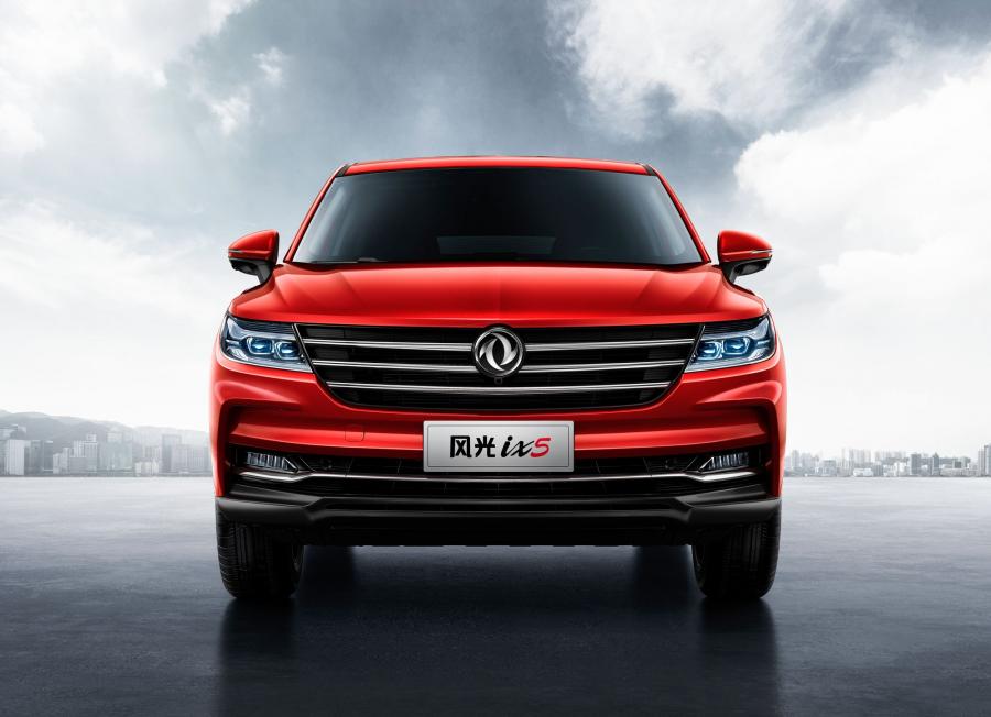  Dongfeng Fengguang iX5 2018 года  (фото 2 из 37)